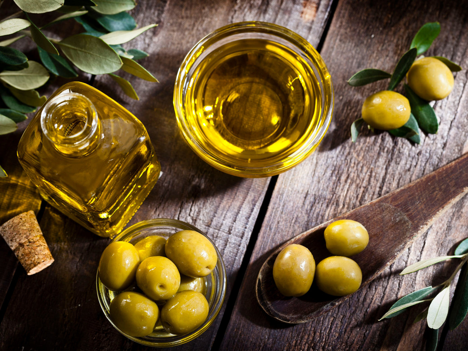 MIA'S OILS